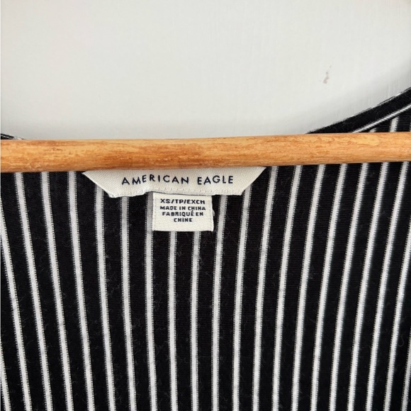 American Eagle Outfitters Black White Striped Jumpsuit  Stretchy Elastic Spring - Picture 11 of 11